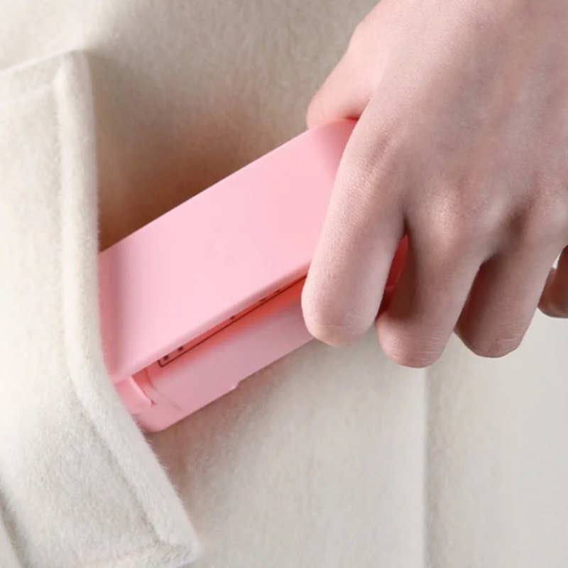 Mini Heat Sealer for Plastic Food Bags - Ideal for Snacks and Opened Food Items