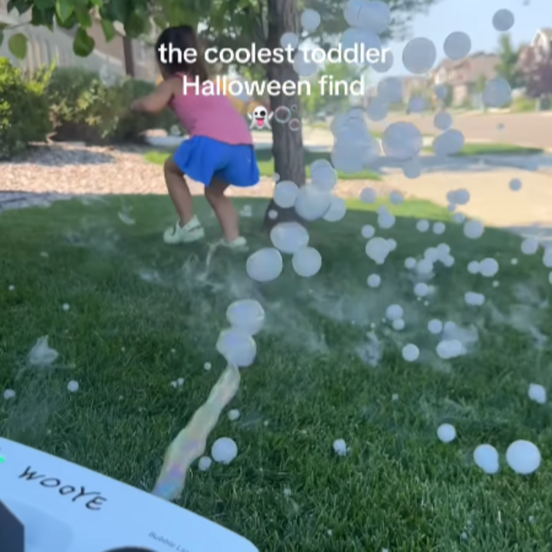 400W 3-in-1 Bubble Fog Smoke Machine with Wireless Remote - Perfect for Spooky Mist and Bubbles